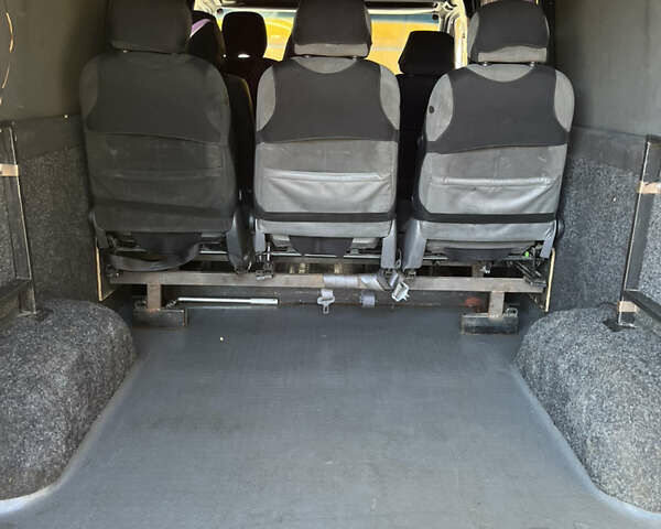 Білий Мерседес Sprinter, об'ємом двигуна 2.15 л та пробігом 41 тис. км за 6500 $, фото 14 на Automoto.ua
