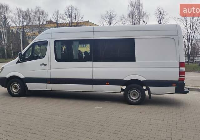 Белый Мерседес Sprinter, объемом двигателя 2.15 л и пробегом 485 тыс. км за 10900 $, фото 3 на Automoto.ua