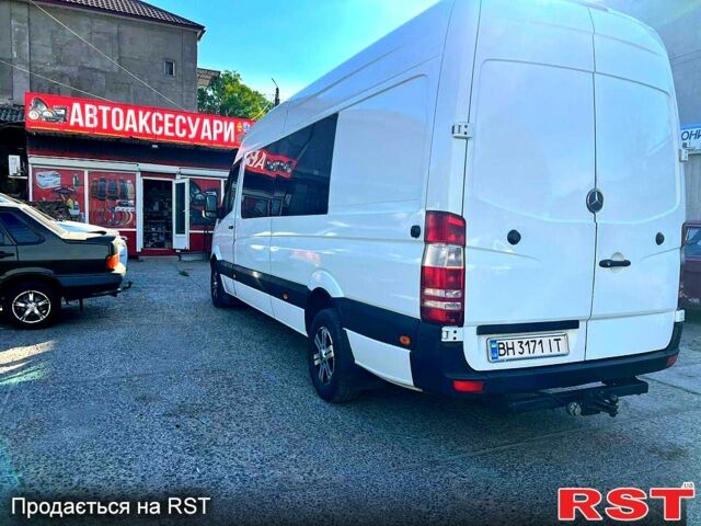 Білий Мерседес Sprinter, об'ємом двигуна 2.1 л та пробігом 300 тис. км за 20000 $, фото 3 на Automoto.ua