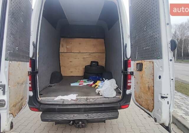 Белый Мерседес Sprinter, объемом двигателя 2.15 л и пробегом 485 тыс. км за 10900 $, фото 18 на Automoto.ua