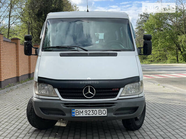 Белый Мерседес Sprinter, объемом двигателя 2.15 л и пробегом 500 тыс. км за 5500 $, фото 4 на Automoto.ua