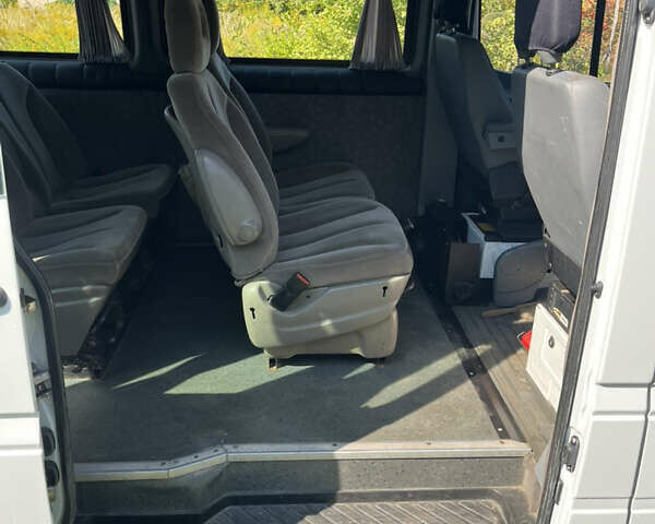 Білий Мерседес Sprinter, об'ємом двигуна 2.2 л та пробігом 268 тис. км за 9900 $, фото 7 на Automoto.ua
