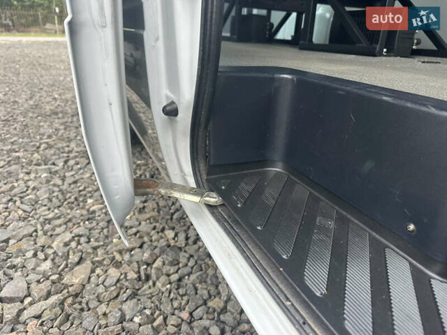 Белый Мерседес Sprinter, объемом двигателя 2.7 л и пробегом 102 тыс. км за 24700 $, фото 35 на Automoto.ua