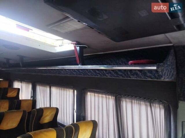 Белый Мерседес Sprinter, объемом двигателя 2.1 л и пробегом 530 тыс. км за 11800 $, фото 12 на Automoto.ua