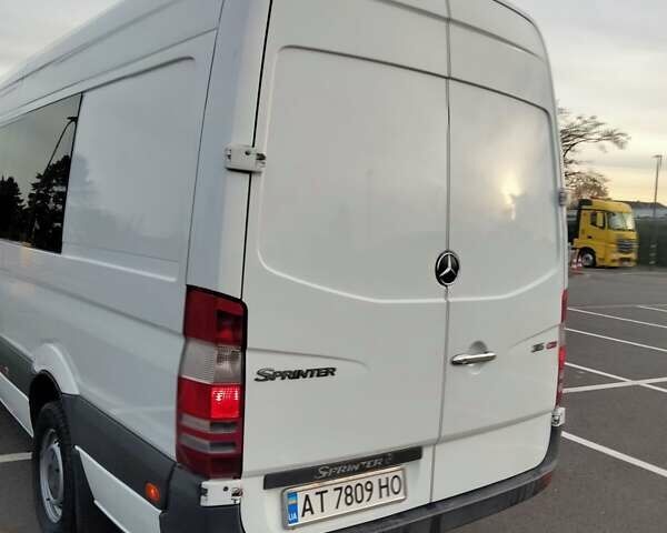 Білий Мерседес Sprinter, об'ємом двигуна 2.15 л та пробігом 8 тис. км за 14500 $, фото 24 на Automoto.ua