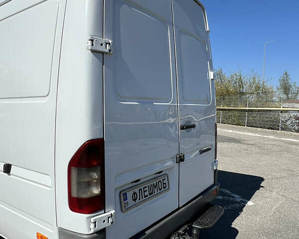 Білий Мерседес Sprinter, об'ємом двигуна 2.7 л та пробігом 248 тис. км за 14500 $, фото 3 на Automoto.ua