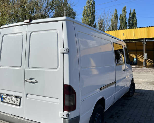 Білий Мерседес Sprinter, об'ємом двигуна 2.15 л та пробігом 41 тис. км за 6500 $, фото 7 на Automoto.ua