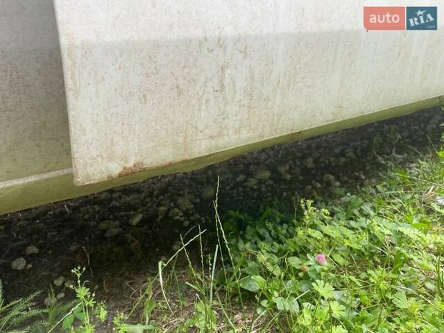 Белый Мерседес Sprinter, объемом двигателя 2.2 л и пробегом 350 тыс. км за 8000 $, фото 7 на Automoto.ua