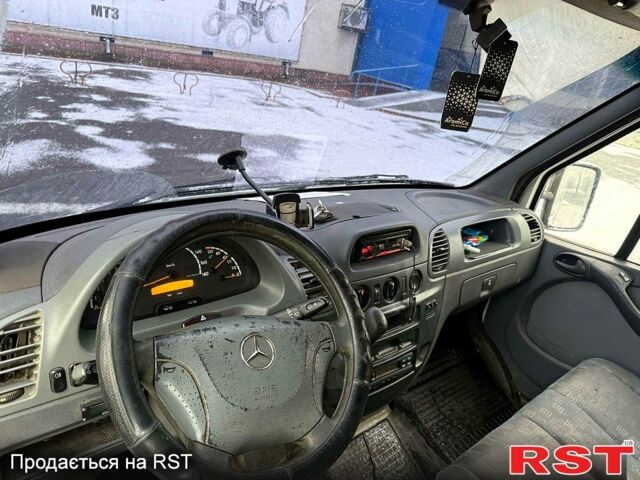 Белый Мерседес Sprinter, объемом двигателя 2.1 л и пробегом 612 тыс. км за 7900 $, фото 4 на Automoto.ua