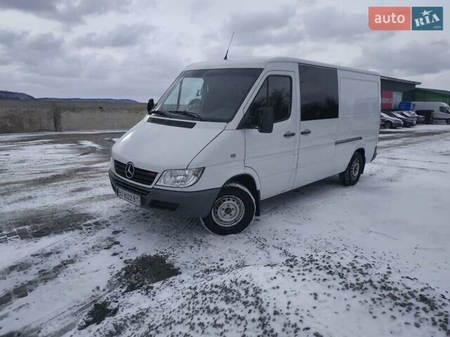 Белый Мерседес Sprinter, объемом двигателя 0 л и пробегом 700 тыс. км за 10000 $, фото 3 на Automoto.ua