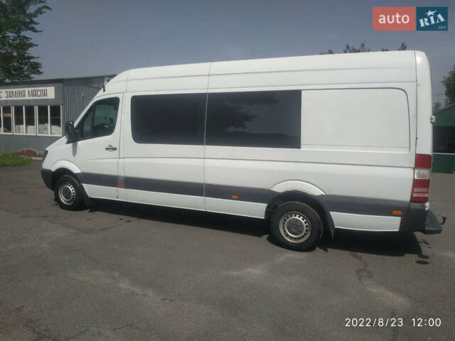 Белый Мерседес Sprinter, объемом двигателя 3 л и пробегом 780 тыс. км за 10500 $, фото 3 на Automoto.ua