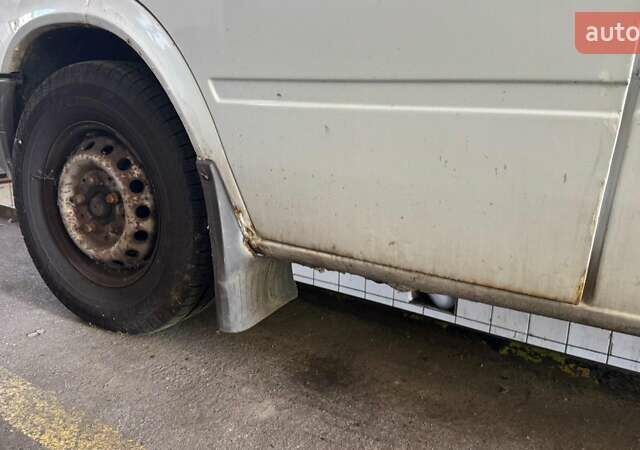 Белый Мерседес Sprinter, объемом двигателя 2.2 л и пробегом 697 тыс. км за 4666 $, фото 2 на Automoto.ua