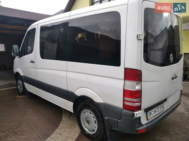 Белый Мерседес Sprinter, объемом двигателя 2.1 л и пробегом 465 тыс. км за 9781 $, фото 7 на Automoto.ua