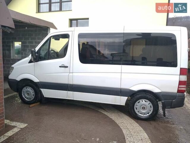 Белый Мерседес Sprinter, объемом двигателя 2.1 л и пробегом 465 тыс. км за 9781 $, фото 6 на Automoto.ua
