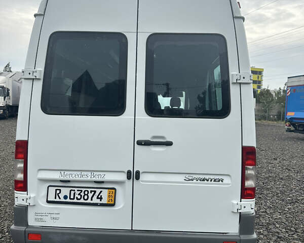 Белый Мерседес Sprinter, объемом двигателя 2.7 л и пробегом 102 тыс. км за 24700 $, фото 12 на Automoto.ua