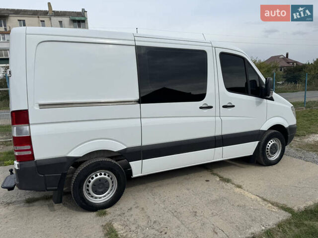 Белый Мерседес Sprinter, объемом двигателя 2.15 л и пробегом 350 тыс. км за 6999 $, фото 26 на Automoto.ua