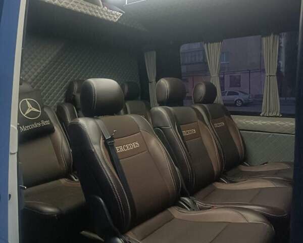 Белый Мерседес Sprinter, объемом двигателя 2.15 л и пробегом 619 тыс. км за 12300 $, фото 8 на Automoto.ua