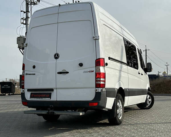Белый Мерседес Sprinter, объемом двигателя 2.99 л и пробегом 228 тыс. км за 13900 $, фото 7 на Automoto.ua