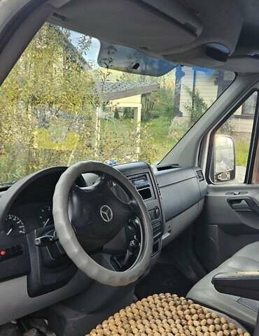 Белый Мерседес Sprinter, объемом двигателя 0 л и пробегом 373 тыс. км за 10500 $, фото 4 на Automoto.ua