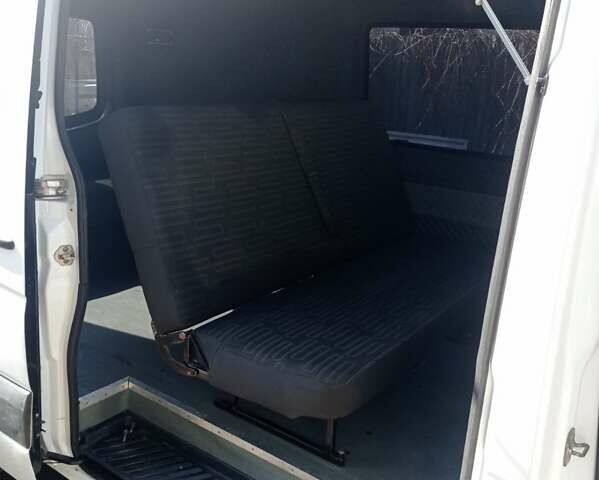 Білий Мерседес Sprinter, об'ємом двигуна 2.1 л та пробігом 356 тис. км за 11500 $, фото 16 на Automoto.ua