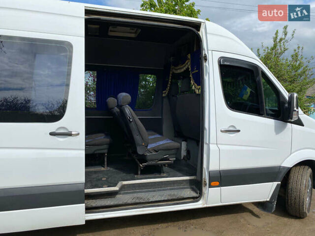 Белый Мерседес Sprinter, объемом двигателя 2.1 л и пробегом 500 тыс. км за 11800 $, фото 31 на Automoto.ua