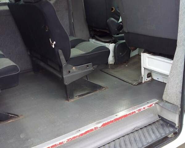 Білий Мерседес Sprinter, об'ємом двигуна 2.2 л та пробігом 330 тис. км за 6500 $, фото 4 на Automoto.ua