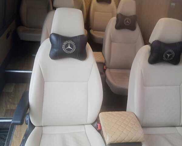 Белый Мерседес Sprinter, объемом двигателя 3 л и пробегом 200 тыс. км за 22500 $, фото 10 на Automoto.ua