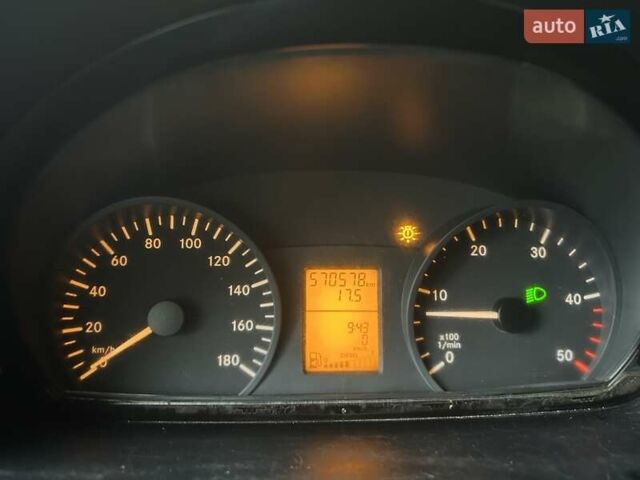 Білий Мерседес Sprinter, об'ємом двигуна 3 л та пробігом 570 тис. км за 16000 $, фото 5 на Automoto.ua