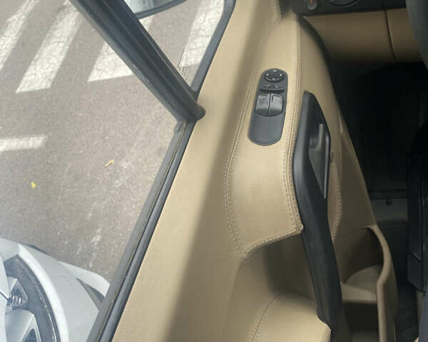 Белый Мерседес Sprinter, объемом двигателя 2.1 л и пробегом 148 тыс. км за 15000 $, фото 19 на Automoto.ua