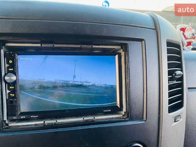 Белый Мерседес Sprinter, объемом двигателя 2.2 л и пробегом 500 тыс. км за 9400 $, фото 7 на Automoto.ua