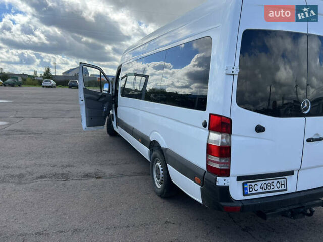 Белый Мерседес Sprinter, объемом двигателя 2.2 л и пробегом 240 тыс. км за 14200 $, фото 15 на Automoto.ua
