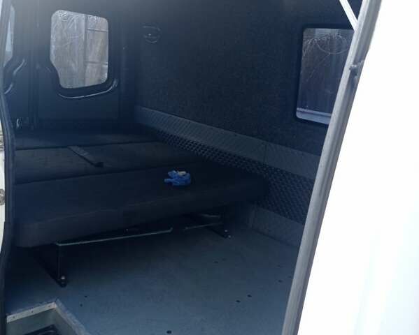 Білий Мерседес Sprinter, об'ємом двигуна 2.1 л та пробігом 356 тис. км за 11500 $, фото 8 на Automoto.ua