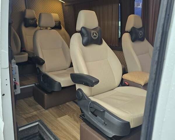 Белый Мерседес Sprinter, объемом двигателя 3 л и пробегом 200 тыс. км за 22500 $, фото 19 на Automoto.ua