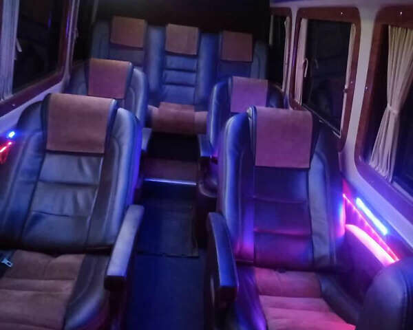 Белый Мерседес Sprinter, объемом двигателя 2.15 л и пробегом 735 тыс. км за 19500 $, фото 7 на Automoto.ua
