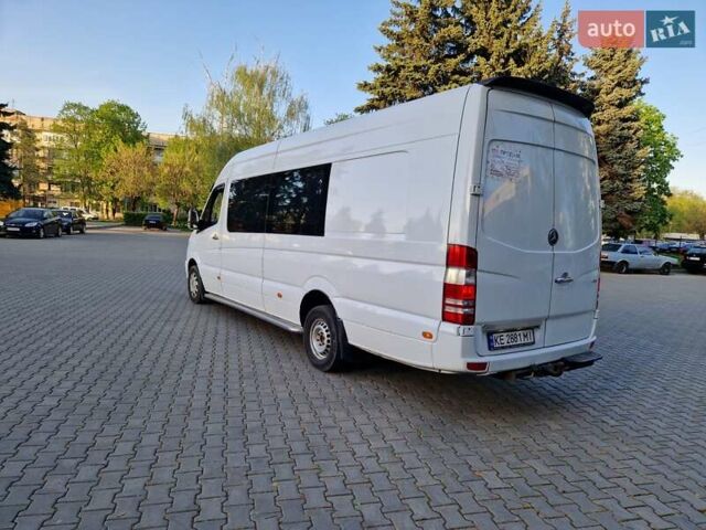 Белый Мерседес Sprinter, объемом двигателя 2.7 л и пробегом 950 тыс. км за 16399 $, фото 2 на Automoto.ua
