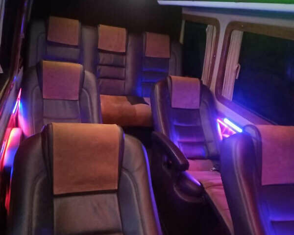 Белый Мерседес Sprinter, объемом двигателя 2.15 л и пробегом 735 тыс. км за 19500 $, фото 2 на Automoto.ua