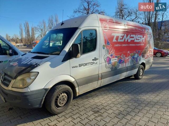 Білий Мерседес Sprinter, об'ємом двигуна 0 л та пробігом 550 тис. км за 10000 $, фото 1 на Automoto.ua