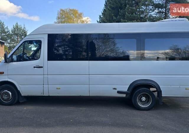Белый Мерседес Sprinter, объемом двигателя 2.7 л и пробегом 500 тыс. км за 10799 $, фото 18 на Automoto.ua