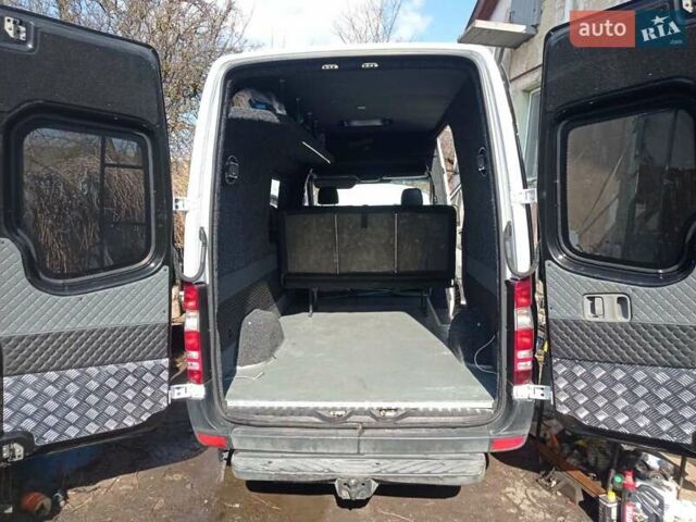 Білий Мерседес Sprinter, об'ємом двигуна 2.1 л та пробігом 356 тис. км за 11500 $, фото 4 на Automoto.ua