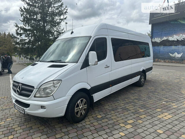 Белый Мерседес Sprinter, объемом двигателя 2.15 л и пробегом 498 тыс. км за 14700 $, фото 11 на Automoto.ua