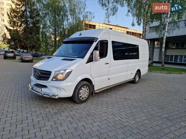 Белый Мерседес Sprinter, объемом двигателя 2.7 л и пробегом 950 тыс. км за 16399 $, фото 1 на Automoto.ua