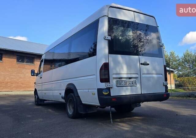 Белый Мерседес Sprinter, объемом двигателя 2.7 л и пробегом 500 тыс. км за 10799 $, фото 12 на Automoto.ua