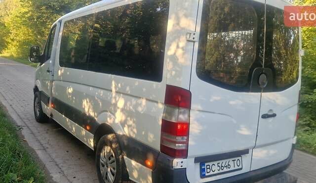 Белый Мерседес Sprinter, объемом двигателя 2.1 л и пробегом 600 тыс. км за 9450 $, фото 3 на Automoto.ua