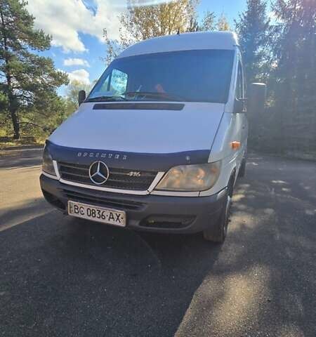 Белый Мерседес Sprinter, объемом двигателя 2.7 л и пробегом 500 тыс. км за 10799 $, фото 1 на Automoto.ua
