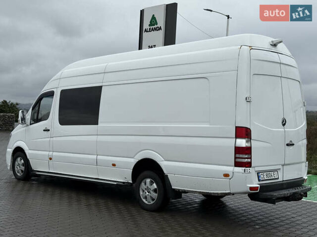 Белый Мерседес Sprinter, объемом двигателя 3 л и пробегом 700 тыс. км за 20488 $, фото 13 на Automoto.ua