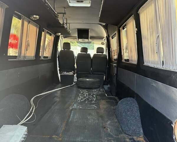 Білий Мерседес Sprinter, об'ємом двигуна 2.15 л та пробігом 270 тис. км за 13800 $, фото 5 на Automoto.ua