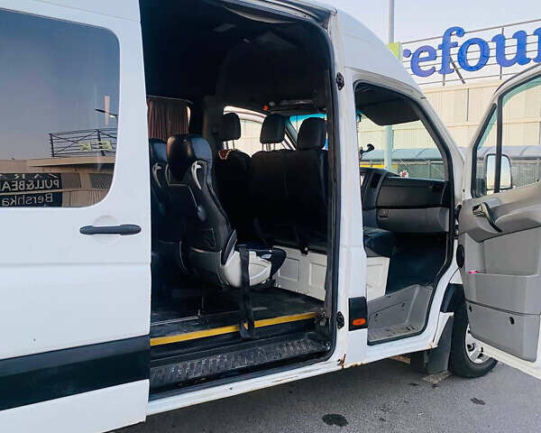 Белый Мерседес Sprinter, объемом двигателя 2.2 л и пробегом 500 тыс. км за 9400 $, фото 21 на Automoto.ua