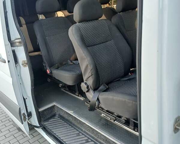 Белый Мерседес Sprinter, объемом двигателя 2.15 л и пробегом 340 тыс. км за 12300 $, фото 13 на Automoto.ua