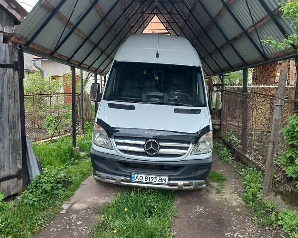 Белый Мерседес Sprinter, объемом двигателя 2.15 л и пробегом 510 тыс. км за 18000 $, фото 5 на Automoto.ua