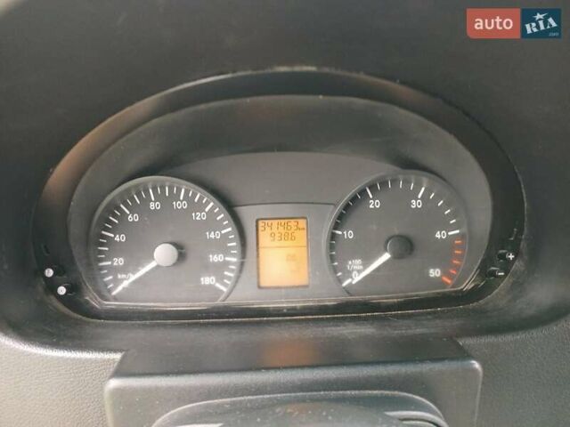 Белый Мерседес Sprinter, объемом двигателя 2.15 л и пробегом 340 тыс. км за 12300 $, фото 8 на Automoto.ua